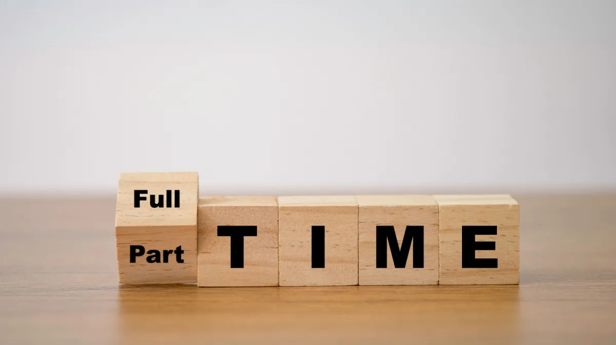 正社員と派遣どちらを選ぶべき？待遇や働き方の違い