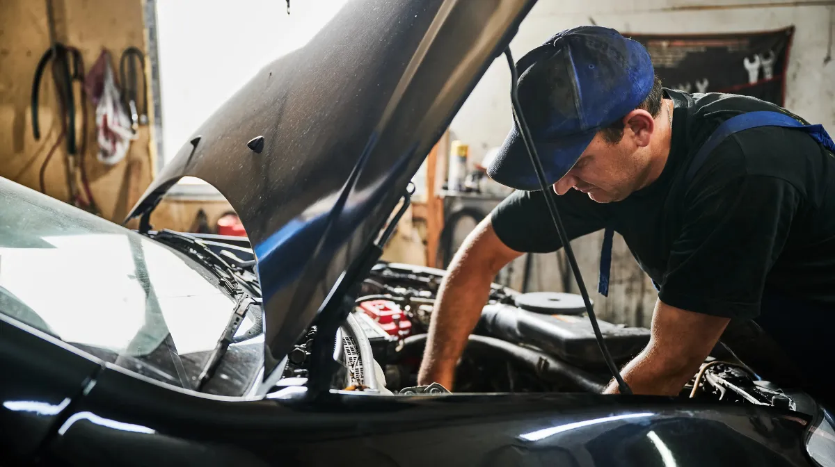 2．板金塗装のキャリアを変える！主要資格の種類と違い