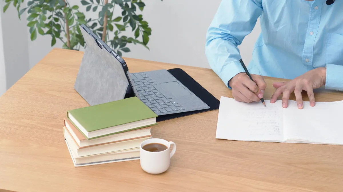 3.【重要】働きながら資格を取る「実務経験ルート」とは