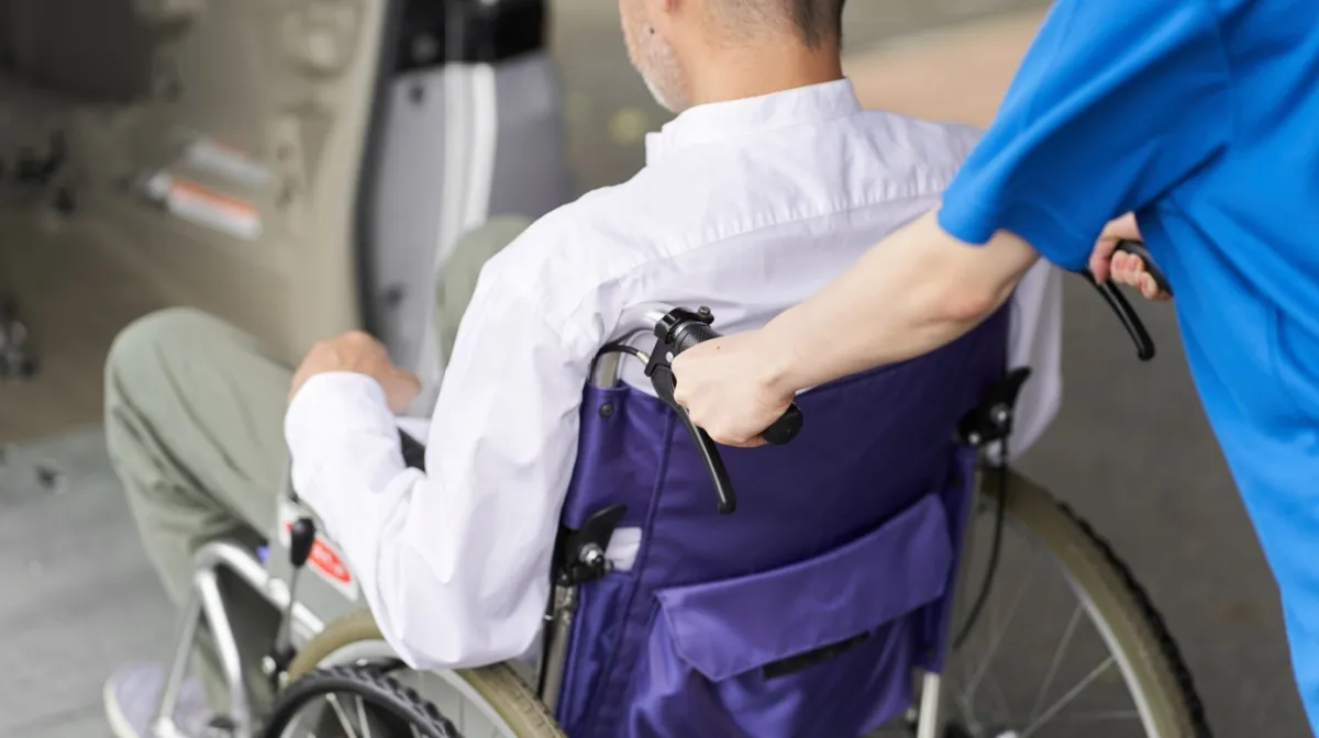 デイサービスの派遣ドライバーの仕事内容や資格