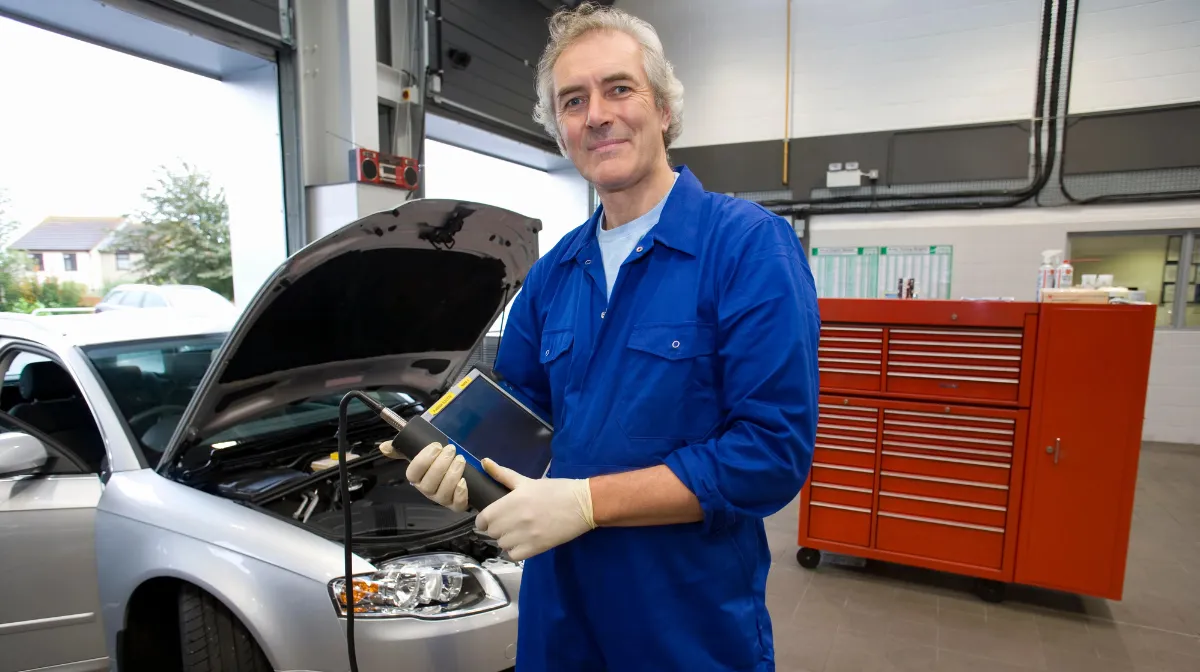 2.50代整備士が転職で直面する課題と対策