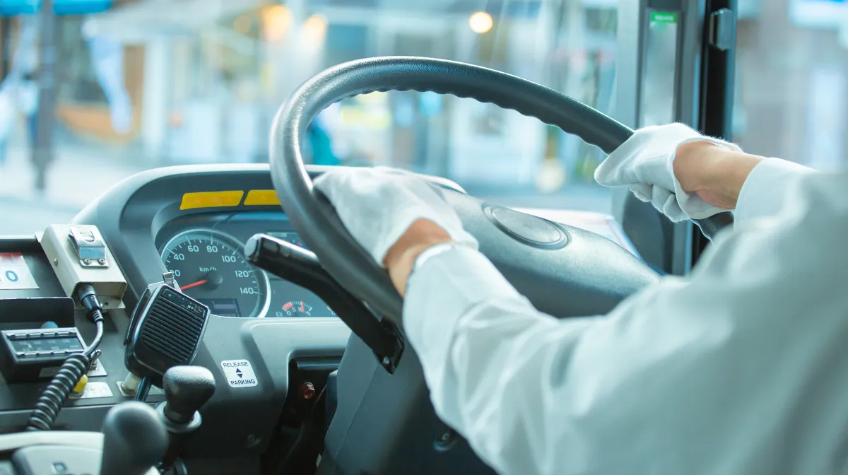 4．未経験から高速バス運転手になるには
