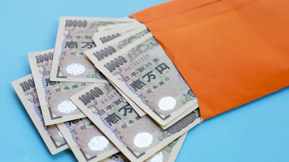 1.センコーグループ大型ドライバーの年収実態|平均給与と算定の仕組み